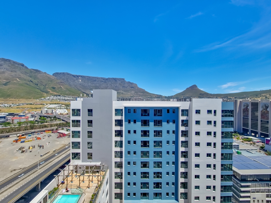 1 Bedroom Property for Sale in Foreshore Western Cape